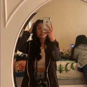 Meet your Posher, Jazmarie